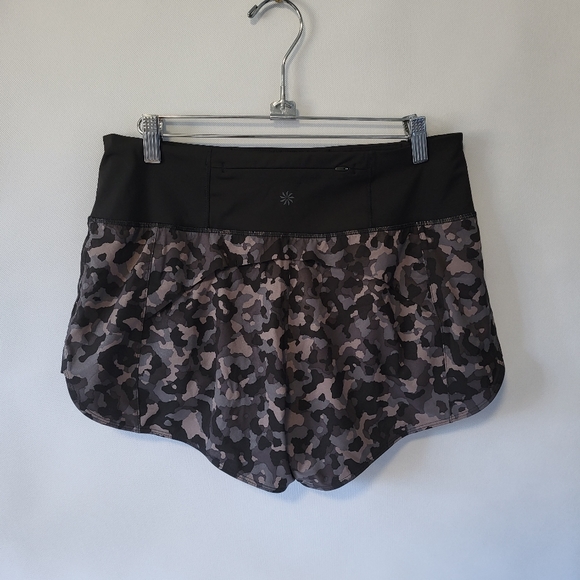 Athleta Women's Running Short Size Small. - Picture 2 of 8